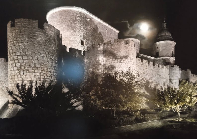 Castle Fuensaldaña, Spain